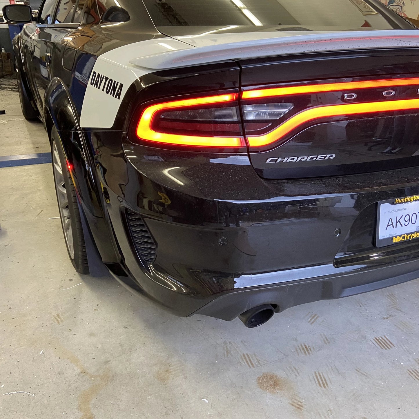 Charger 20-23 Widebody Standard Rock Guards