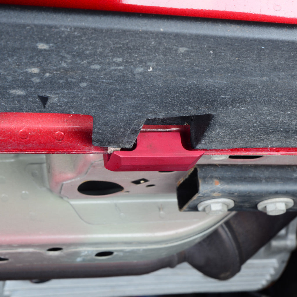 Mustang 05-26 Lift Pads