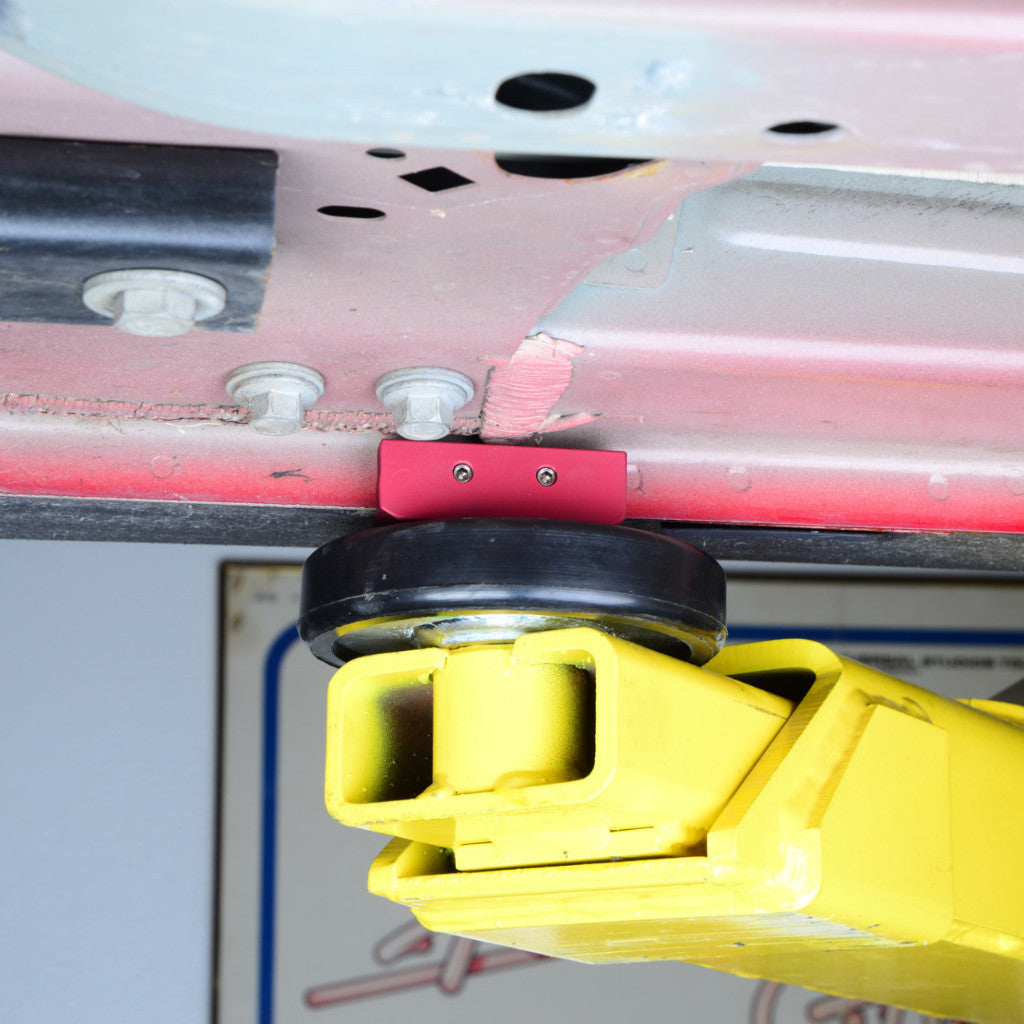 Mustang 05-26 Lift Pads