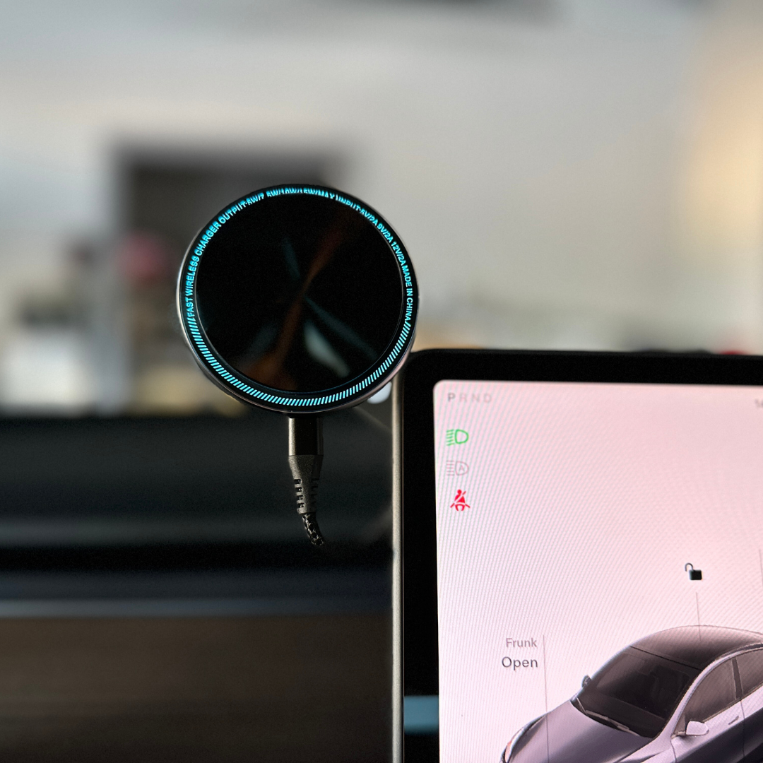 Folding Magsafe Phone Mount (Charging)