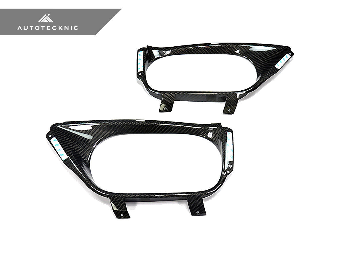AutoTecknic Dry Carbon Exhaust Shield - Nissan R35 GTR