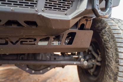 DV8 Offroad 2018-2024 Jeep JL & JT | Sway Bar Disconnect Skid Plate SPJL-02