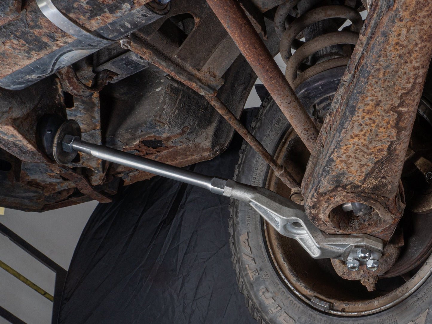 Radius Rod Assembly [Syncro]