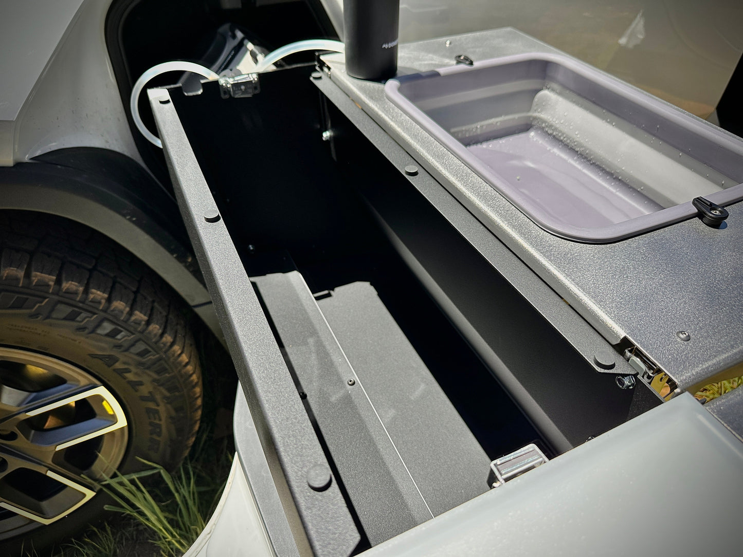 Rivian R1T Compatible Camp Kitchen