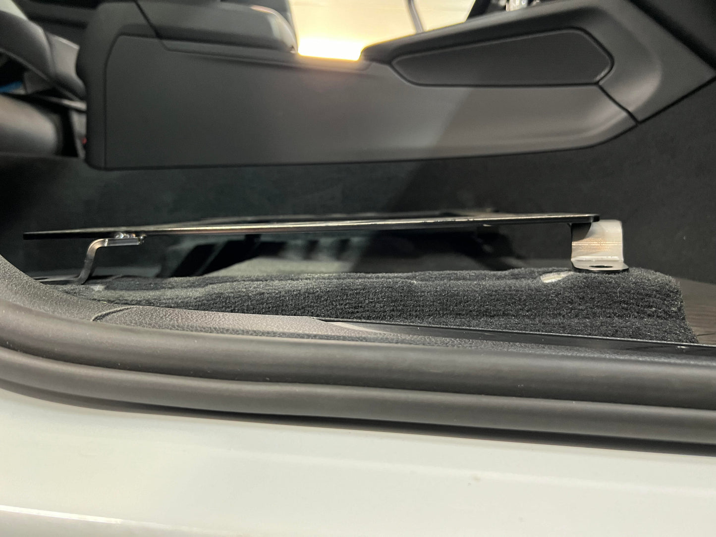Planted Seat Bracket- Porsche Macan [1st Generation] (2014+) - Passenger / Right