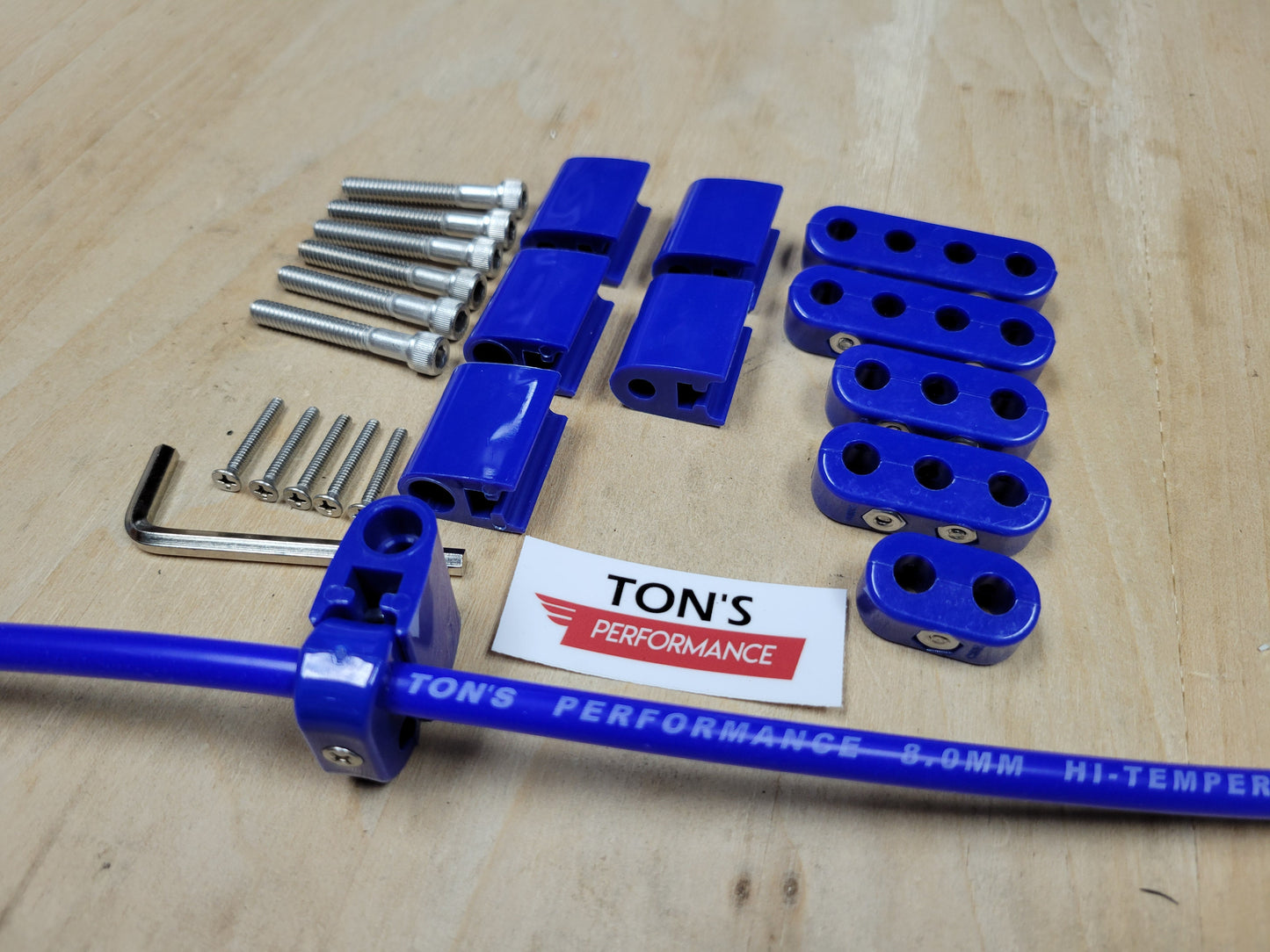 Ton's Performance Clamp-On Valve Cover, Vertical Wire Loom Separators for 7-8mm Ignition Cable