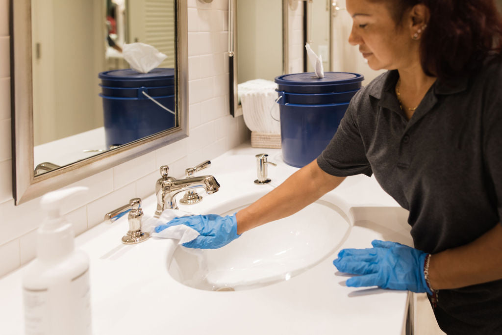 Blue Bucket & 300 Spunlace Prep Wipes | Dry Wipe Cleaning System| Telesto Products