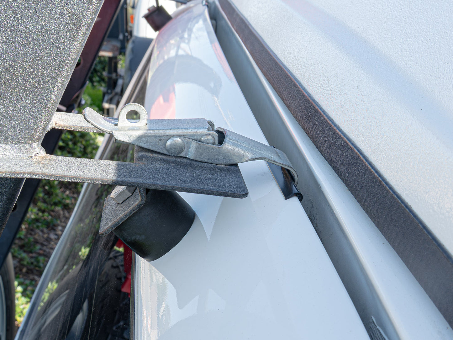 Universal Carrier for Swing-Away Arm [Vanagon]