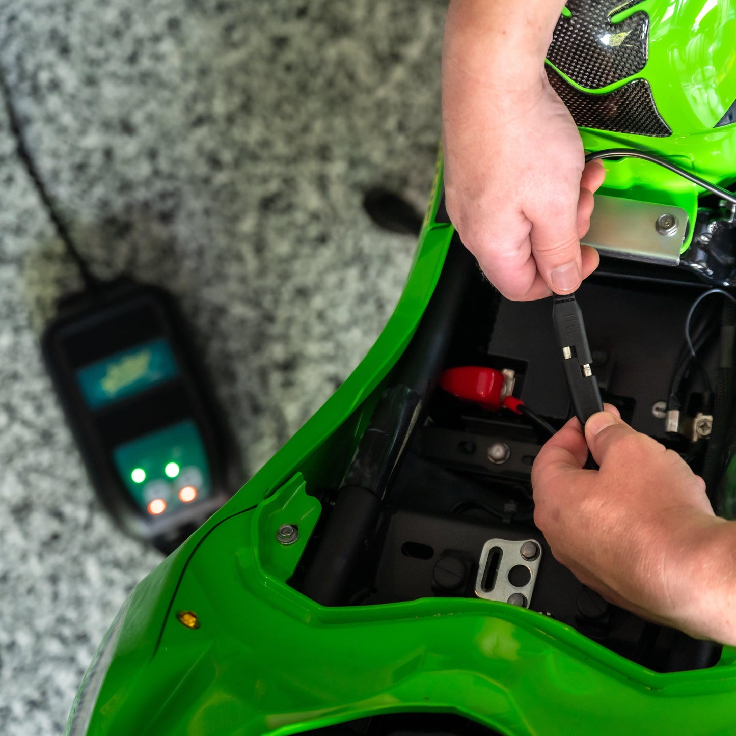 2-Bank, 1.25 AMP 12V Battery Charger