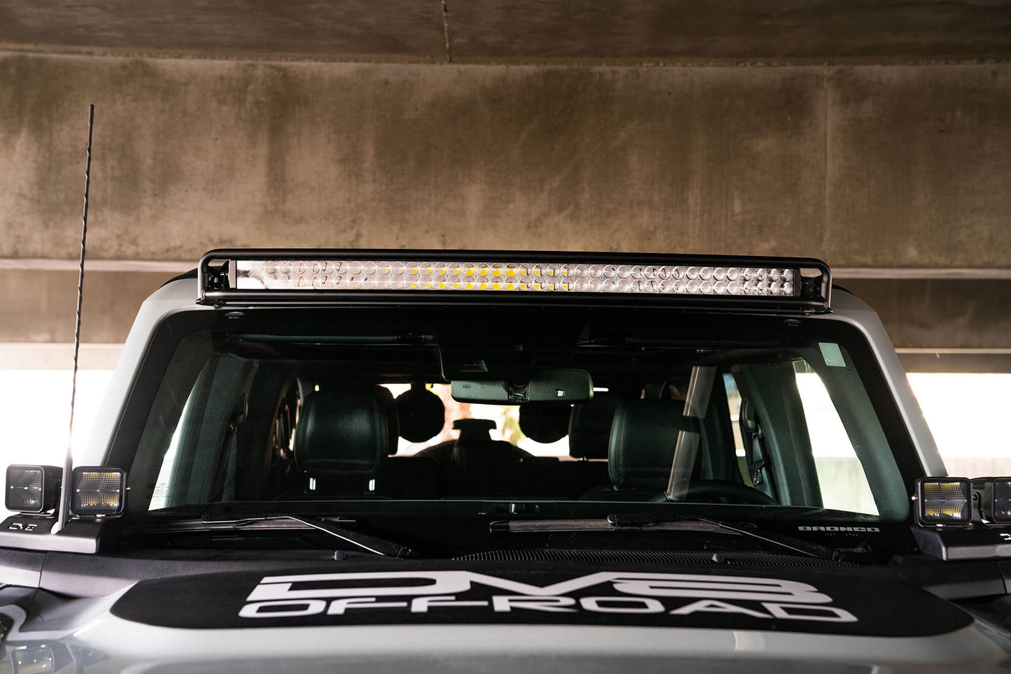 DV8 Offroad 2021-2024 Ford Bronco | 40-Inch Curved Light Bar Mount LBBR-03