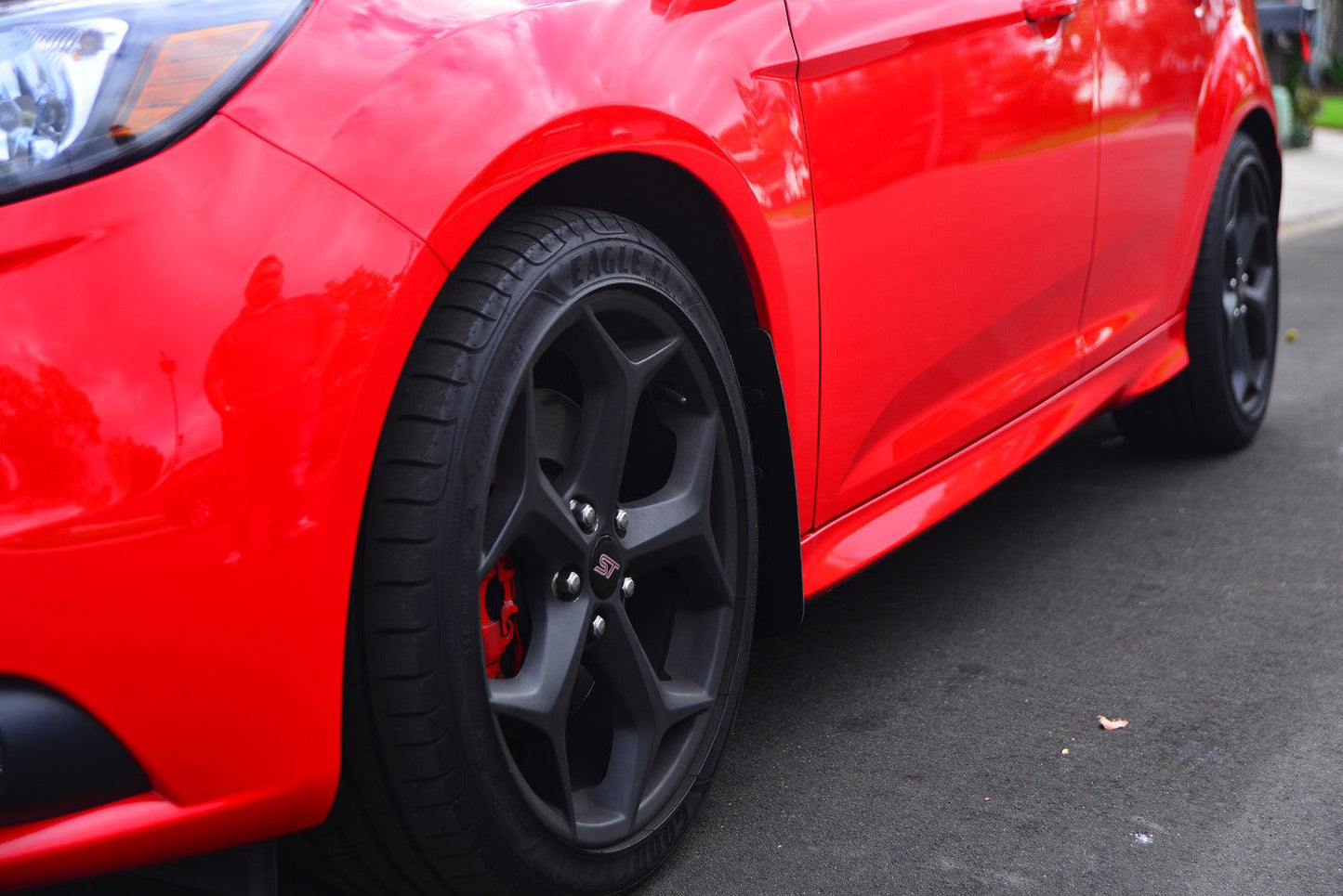 FOCUS 11-18 RS/ST Deluxe Rock Guards