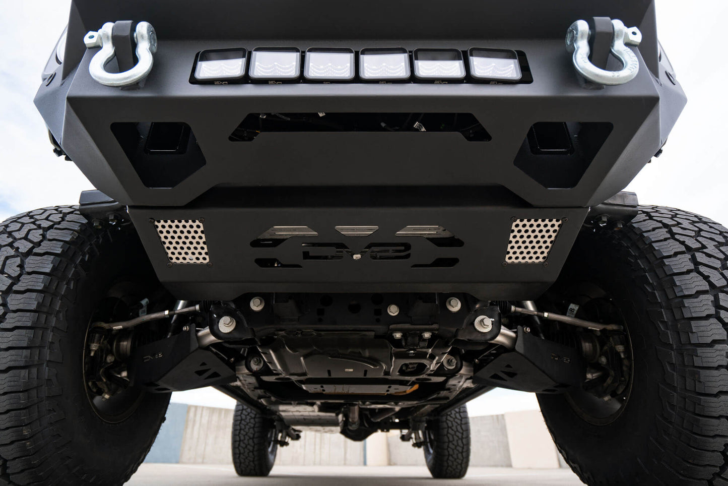 DV8 Offroad 2021-2024 Ford Bronco | Steel Front Skid Plate SPBR-01