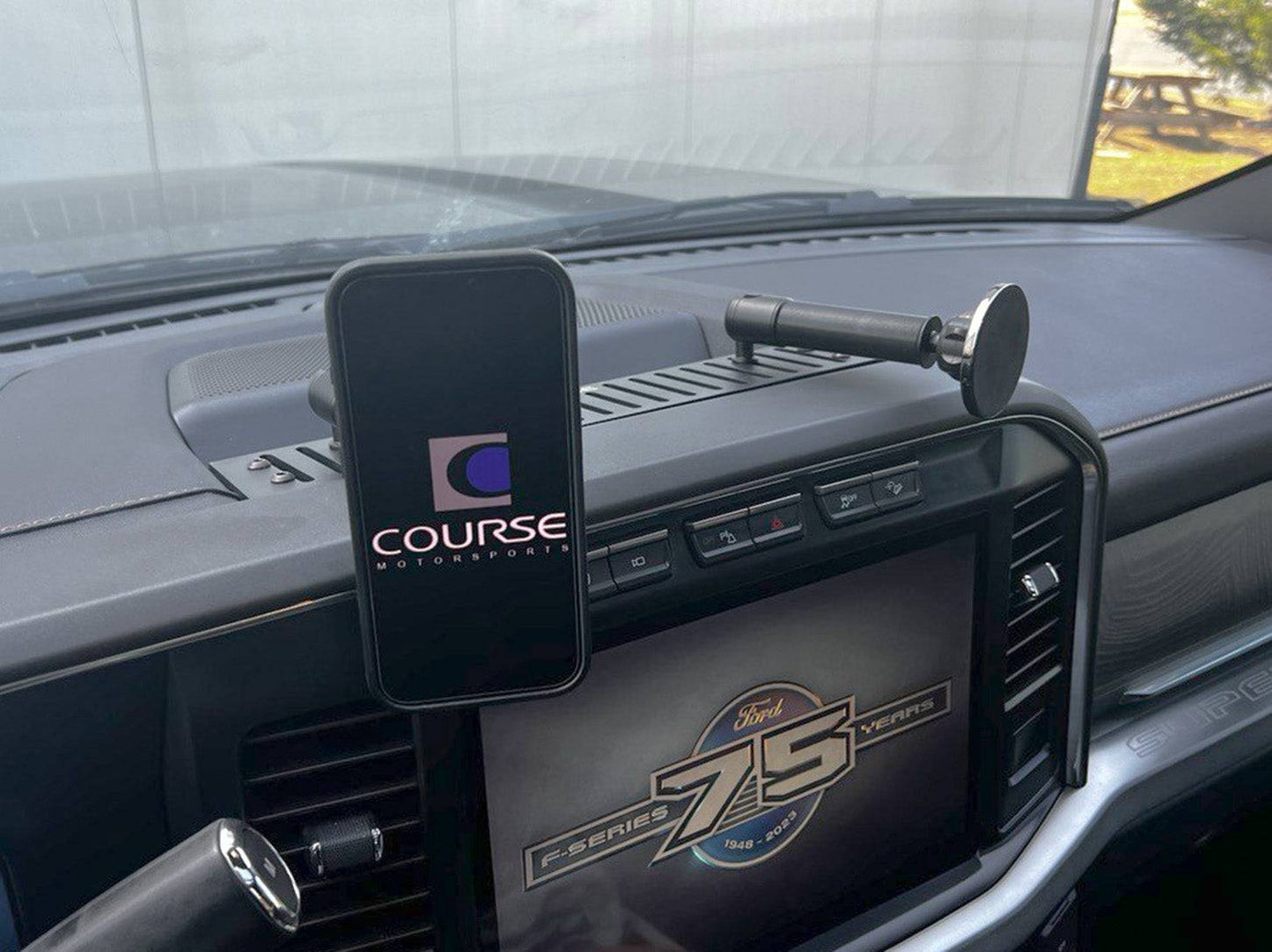Ford Super Duty 2023+ - Overland Device/Phone Mount