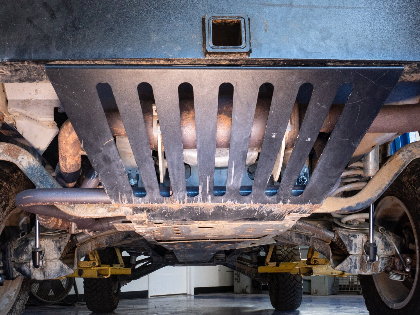 Rear Brush Guard [Syncro]