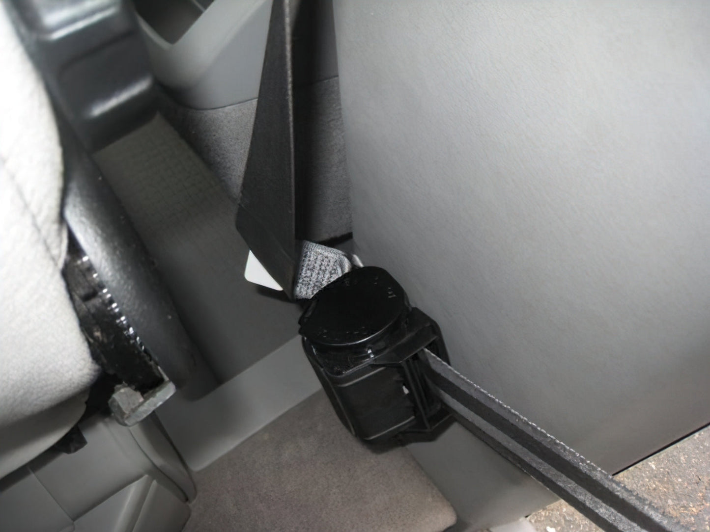 3-Point Retracting Seat Belt for Jumpseat (L/R) [Eurovan Weekender/Multivan]