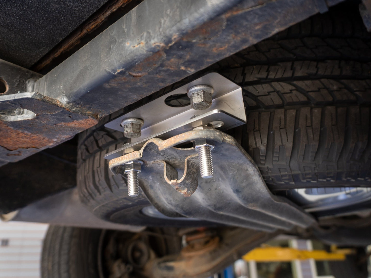 Oversize Spare Tire Kit [Eurovan]