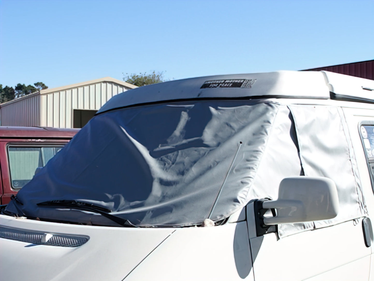 Windshield Cover with Window Screens [Eurovan]