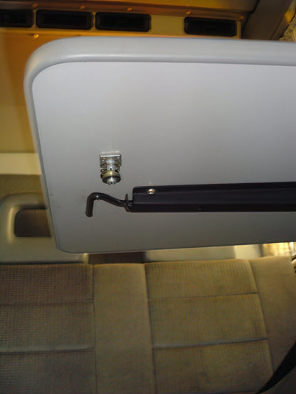 Table Latch [Late Vanagon]