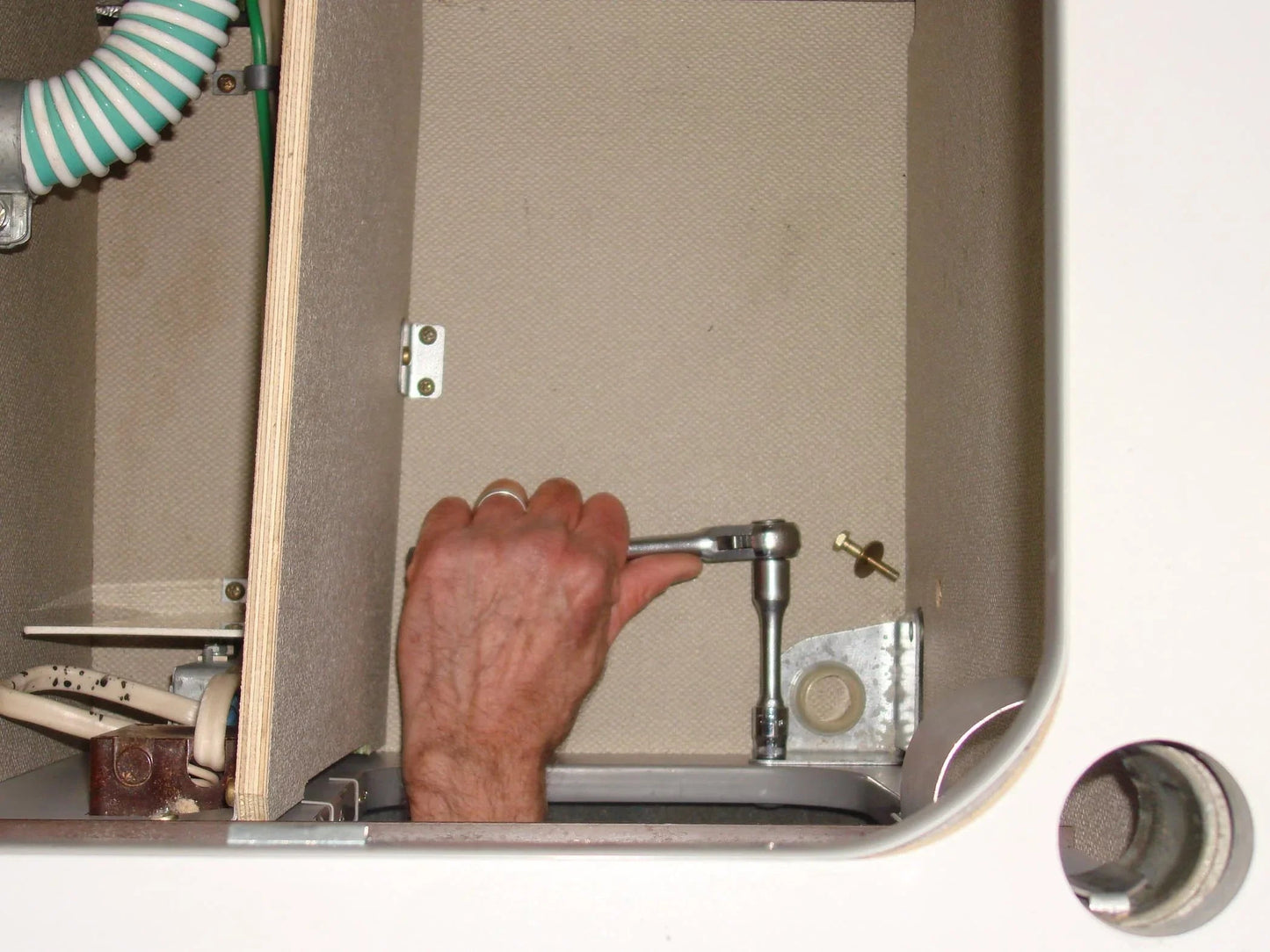 Rear Table Leg Guide [Vanagon Westfalia]