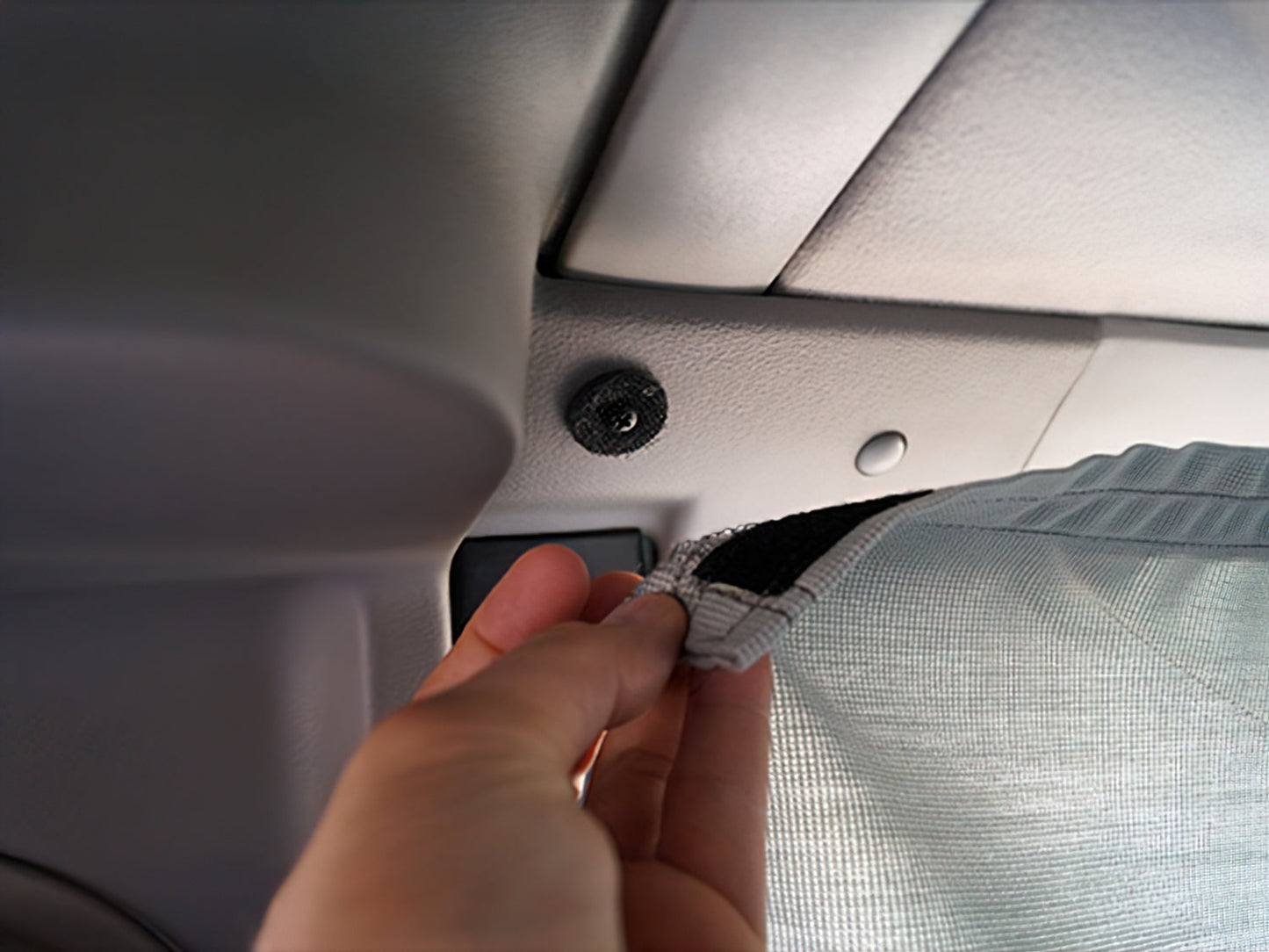 Front Curtain [Eurovan]