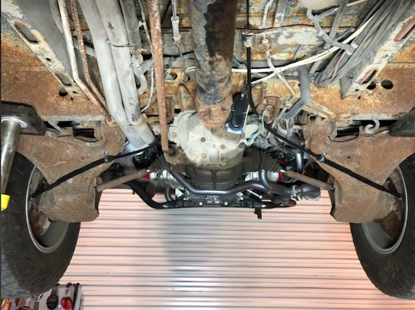 Rear Hand Brake Cable L/R [Vanagon]