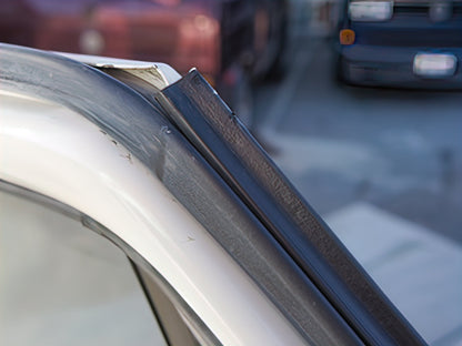 Upper Door Lip Seal [Vanagon]
