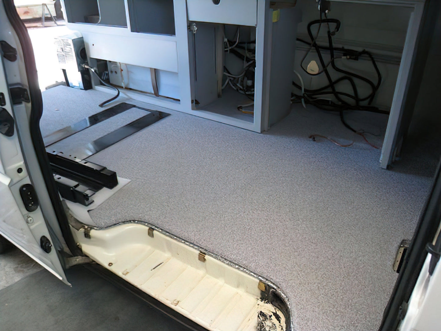Vinyl Flooring [Eurovan]