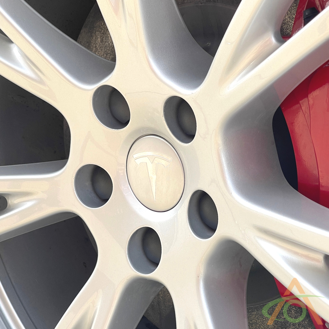Tesla Wheel Center Cap Kit