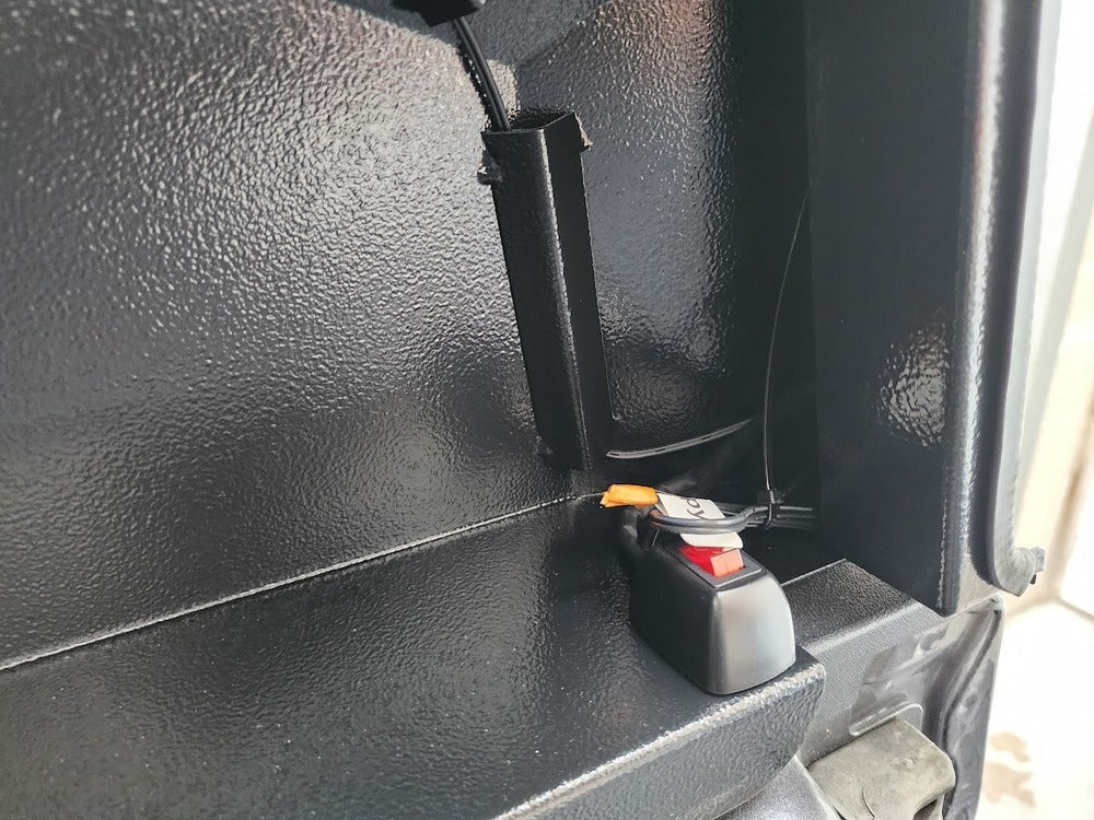 GAIA Jeep Gladiator Camper Shell - Shadow Top Fastback Truck Cap