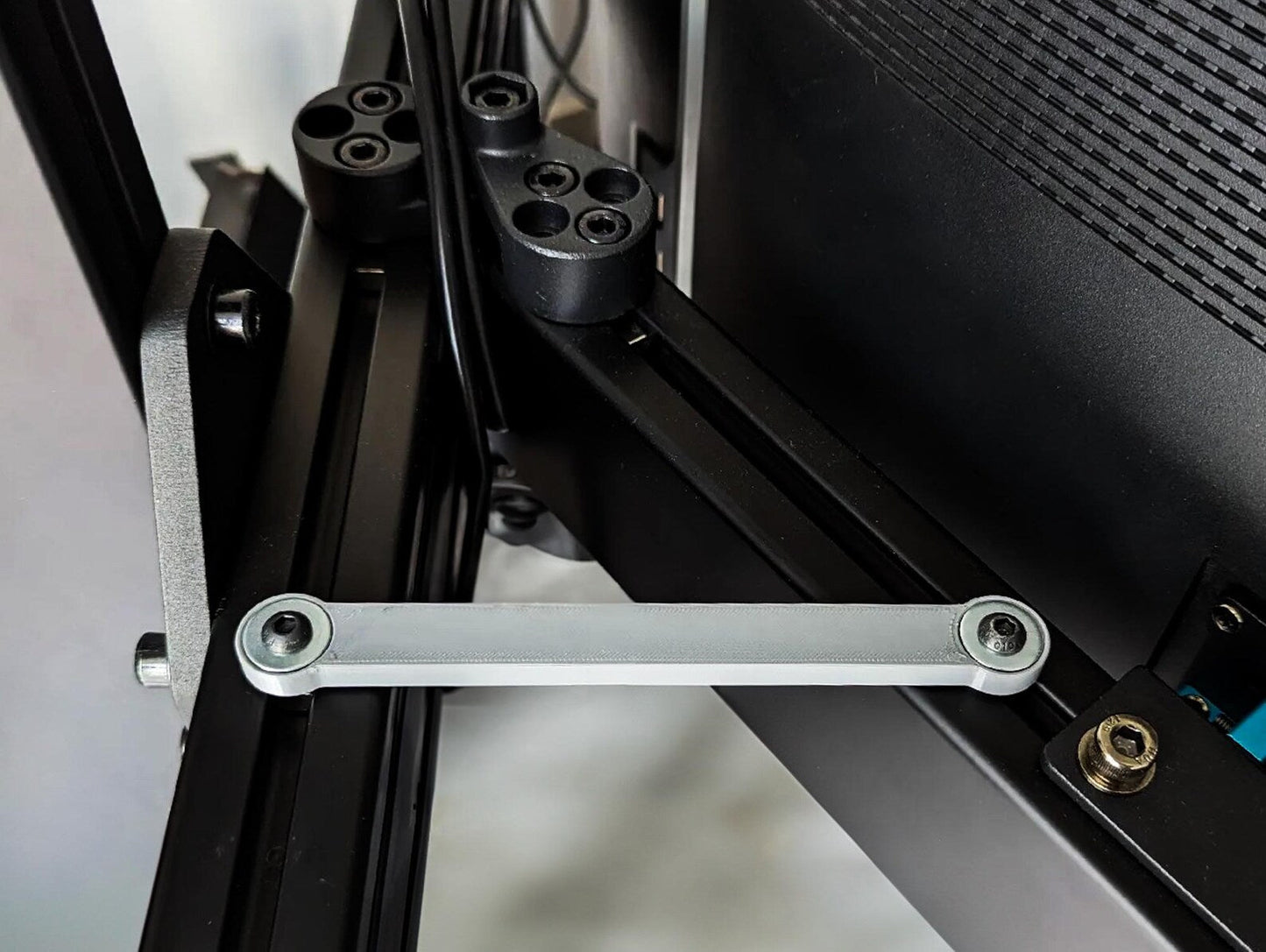 Brace for Triple Monitor Stand