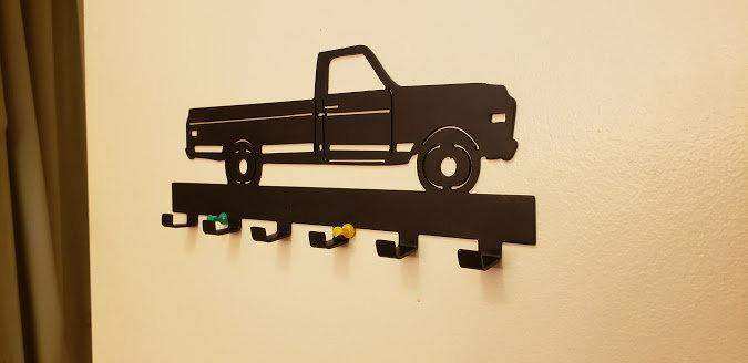 Ford Square Body Truck Keychain Rack – Steel Wall Mounted Classic Pickup Organizer