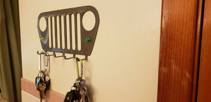 Jeep Wrangler Grill Keychain Rack – Steel Wall Mounted Offroad Organizer