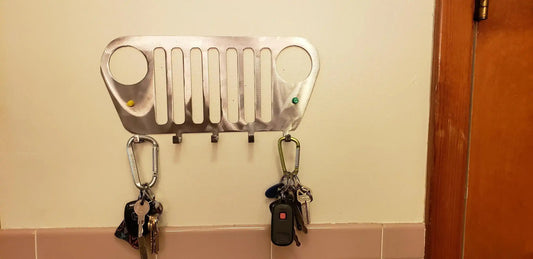 Jeep Wrangler Grill Keychain Rack – Steel Wall Mounted Offroad Organizer