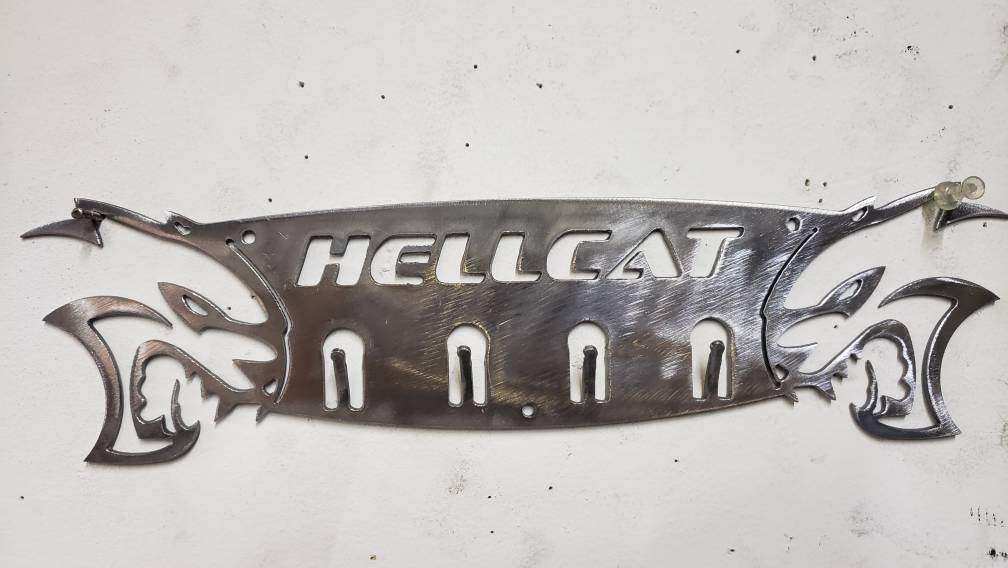 Dodge Hellcat Keychain Rack – Steel Wall Mounted Muscle Car Organizer