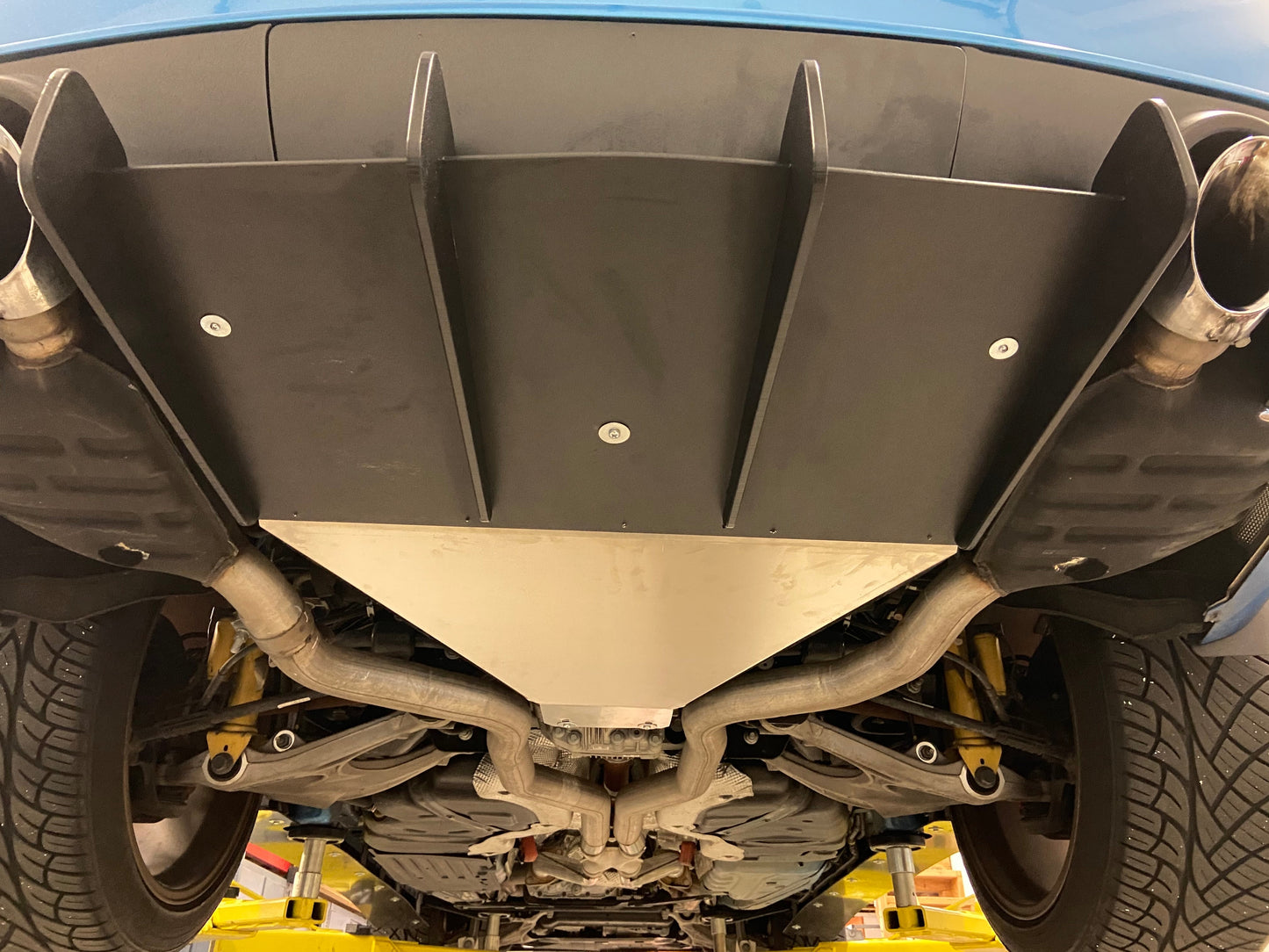 Durango 18-24 SRT/RT/GT Diffuser