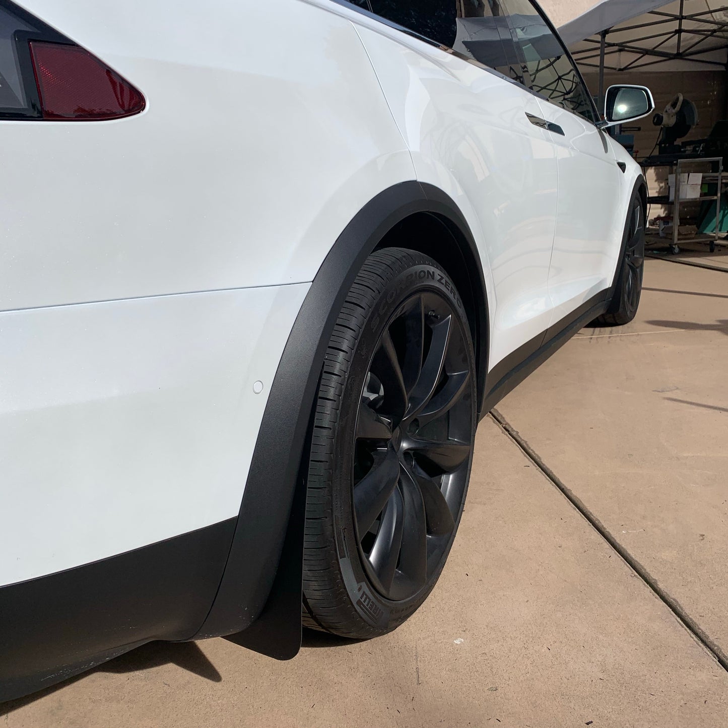 Tesla 15-26 Model X Standard Rock Guards