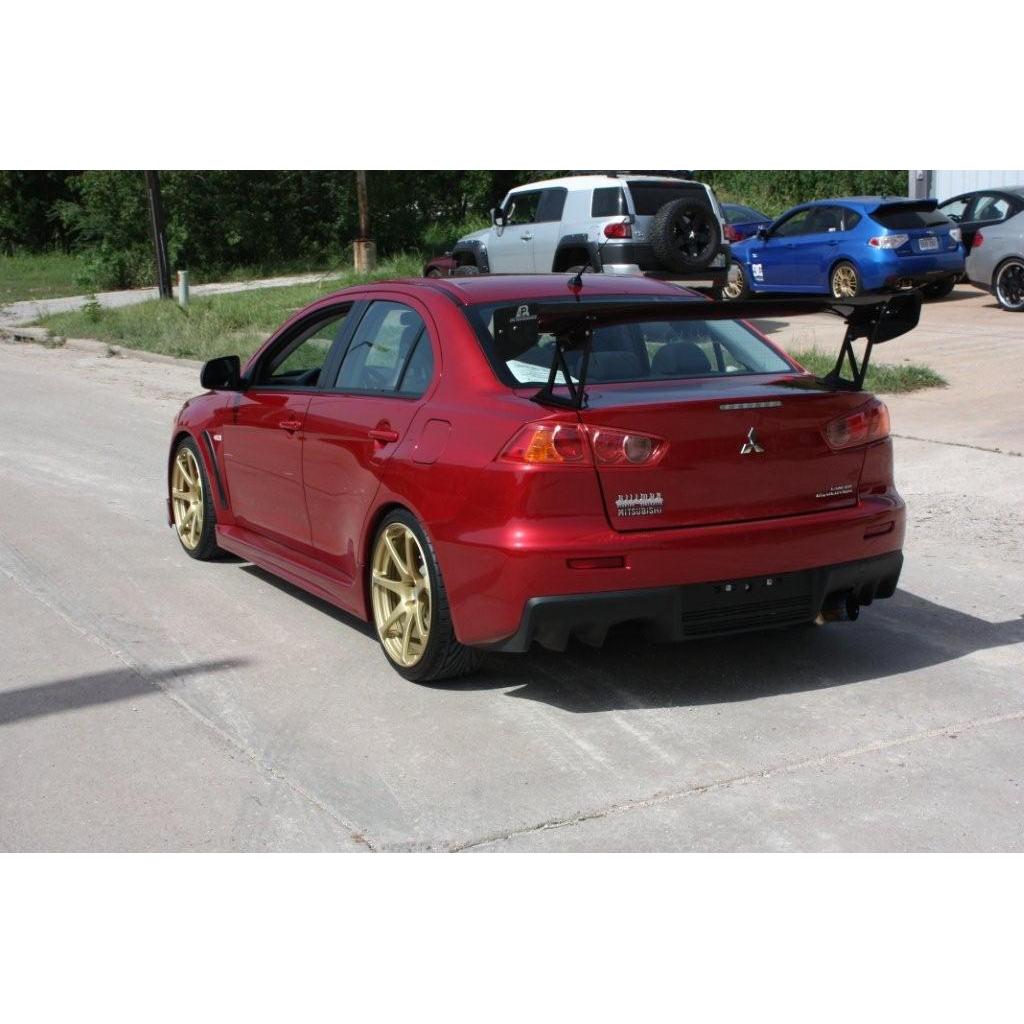 Mitsubishi Evolution X (Evo X) 2008-2016 GTC300 Carbon Fiber Adjustable Wing