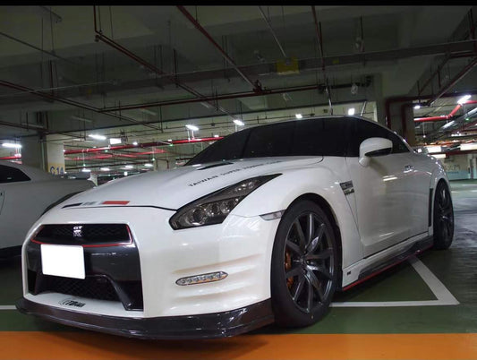 JDMuscle [12-16 Nissan GTR R35] Spec K Carbon Fiber Front Lip