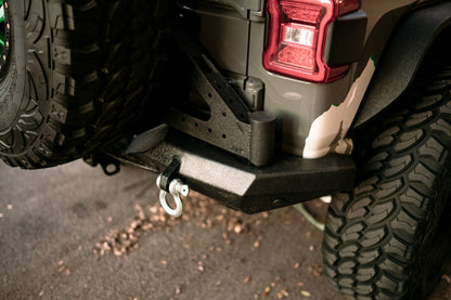 Wrangler JL Rear Bumper with Swing-away Carrier