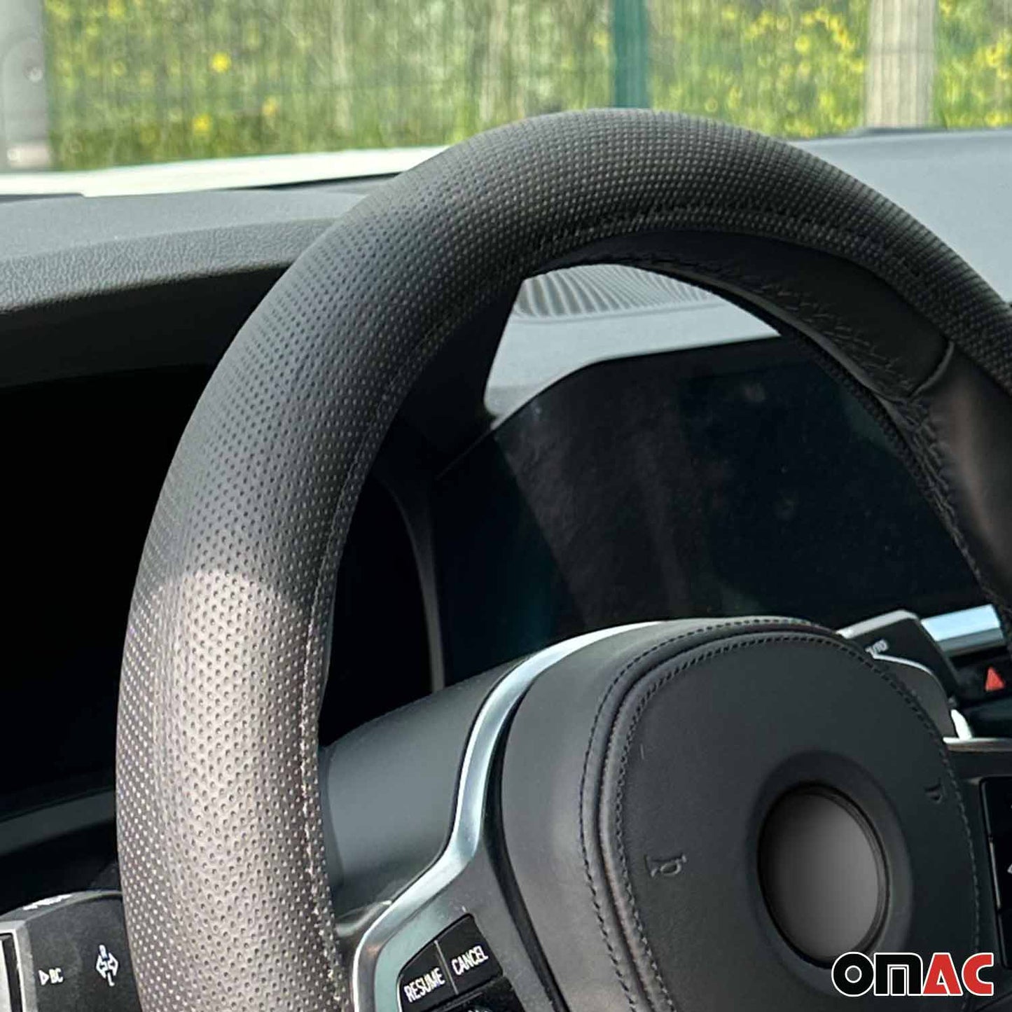 14.5-15.5’’ Steering Wheel Cover Black Dotted Leather Anti-slip Breathable