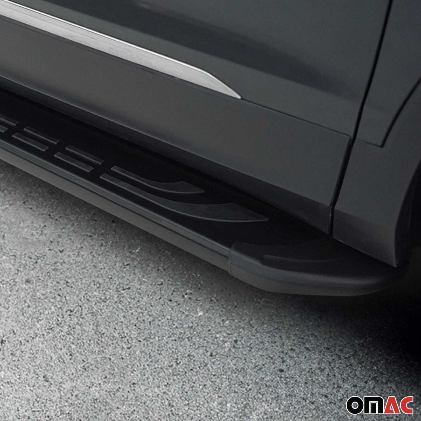OMAC Nerf Bars Side Step Running Boards for Land Rover Discovery 2017-2024 Alu Black 6016937B