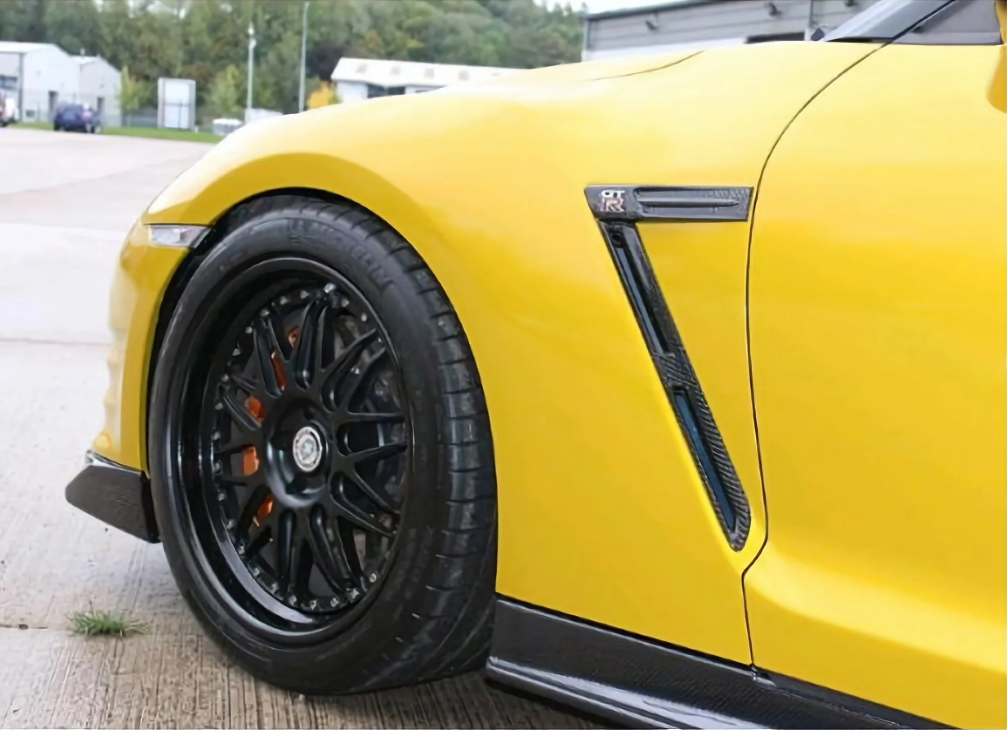 JDMuscle [09-16 GT-R] Carbon Fiber Fender Ducts - OE Style