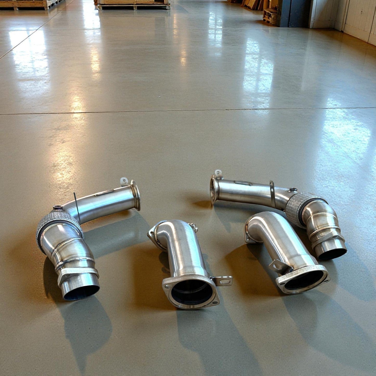 S68 Racing Downpipes For BMW G90 M5 & G99 M5 | Palenon Performance