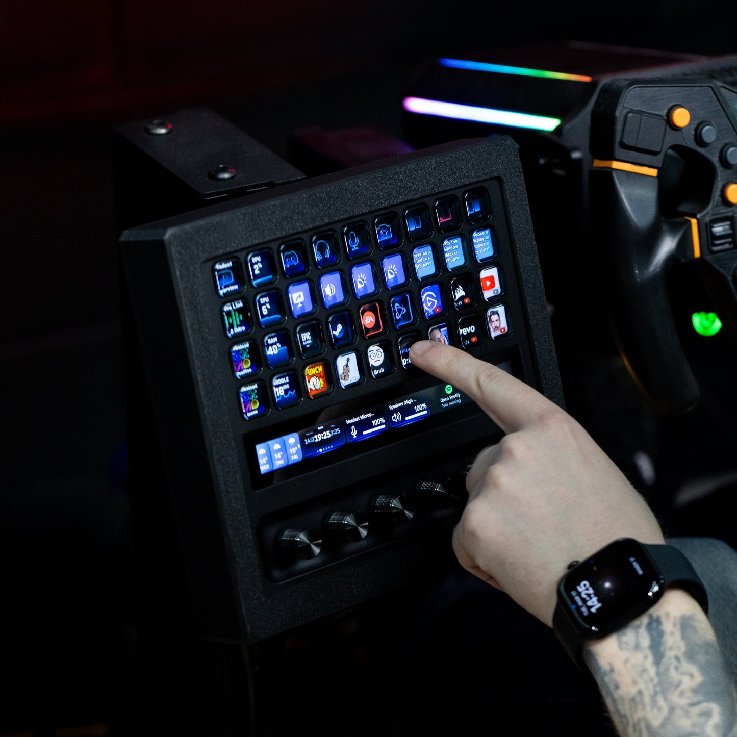Stream Deck + XL Enclosure with Metal Swivel Mount