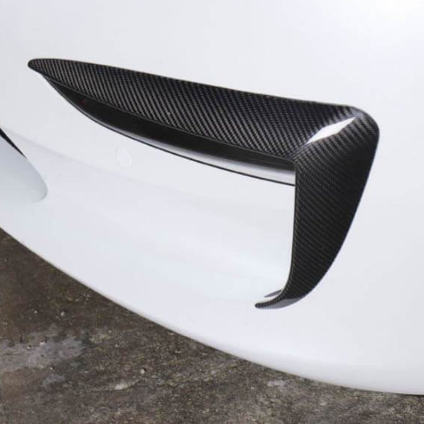 TESERY Tesla Model 3 Fog Light Trim - Carbon Fiber Exterior Mods