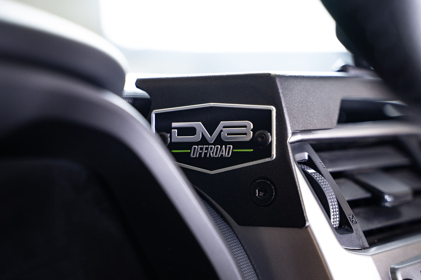 DV8 Offroad 2010-2023 Toyota 4Runner | Digital Device Dash Mount DMT3-01