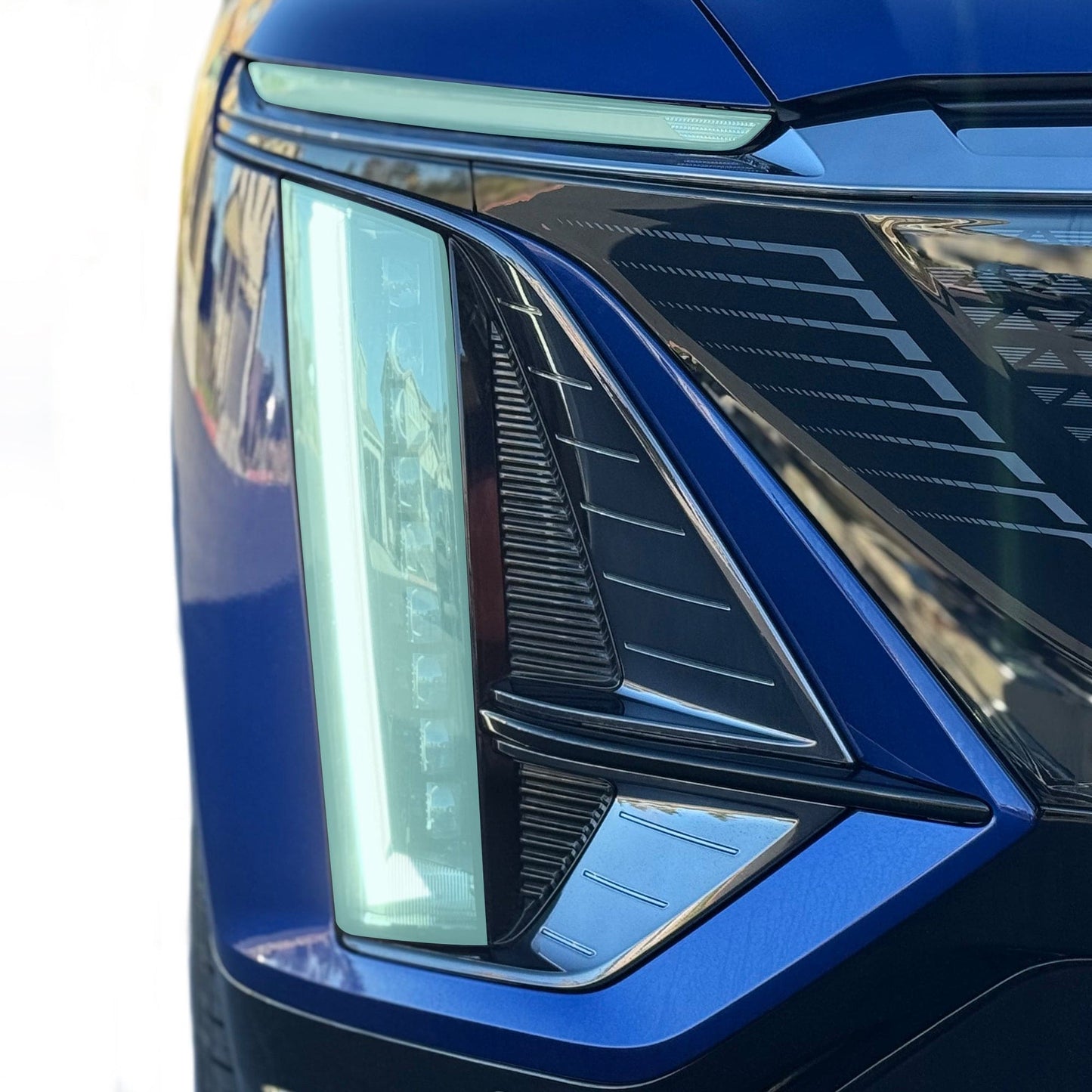 Headlights Tint PPF | Cadillac LYRIQ 2023-2026 - Smokey Headlamp Cover