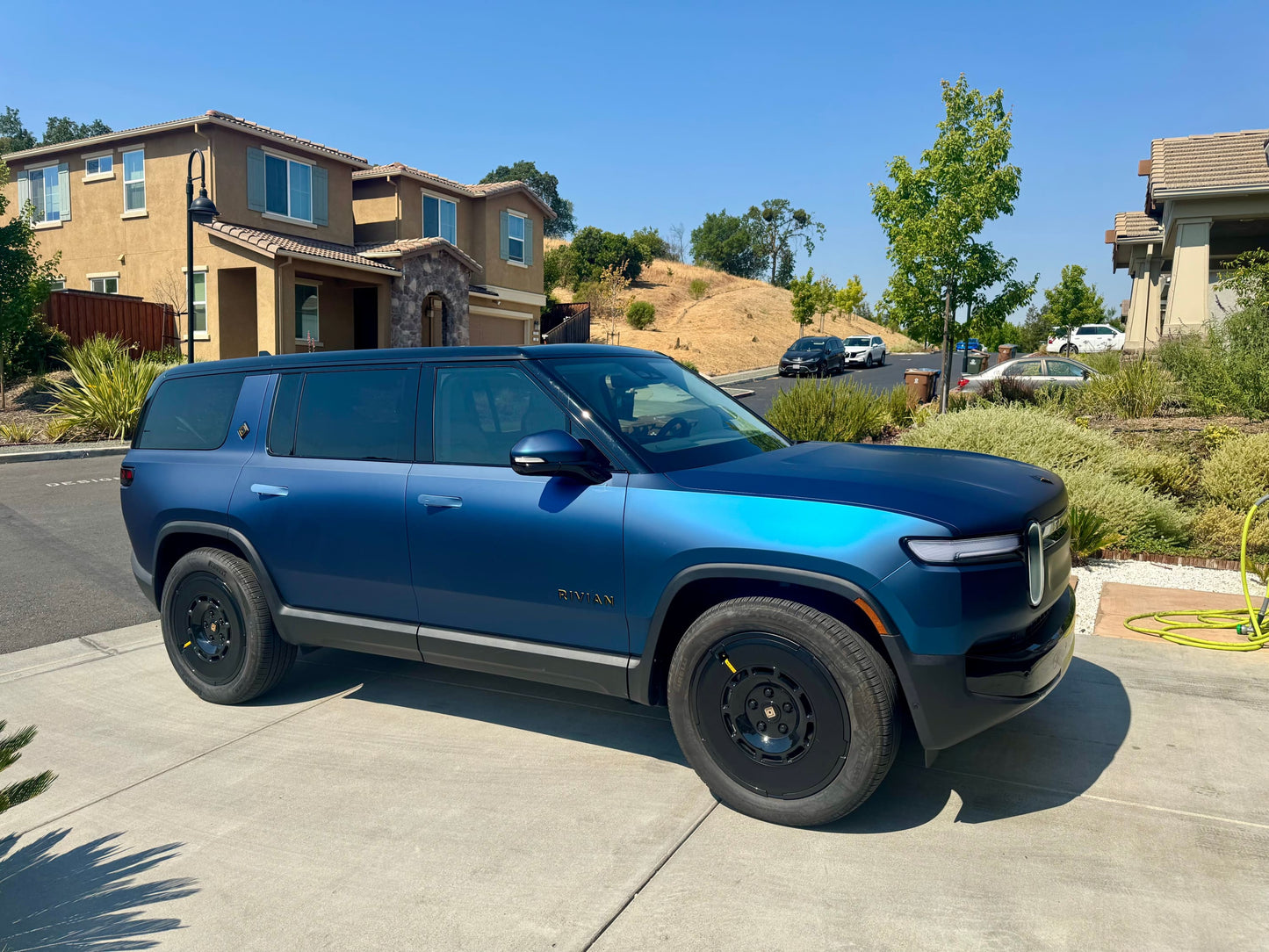Color PPF Wrap | Colored Paint Protection Film for Rivian R1S