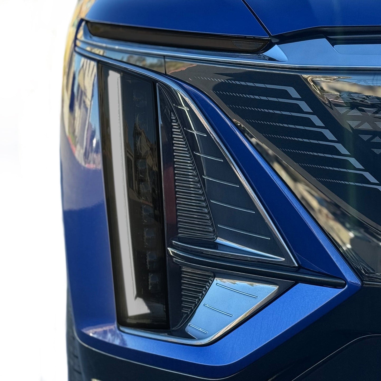 Headlights Tint PPF | Cadillac LYRIQ 2023-2026 - Smokey Headlamp Cover