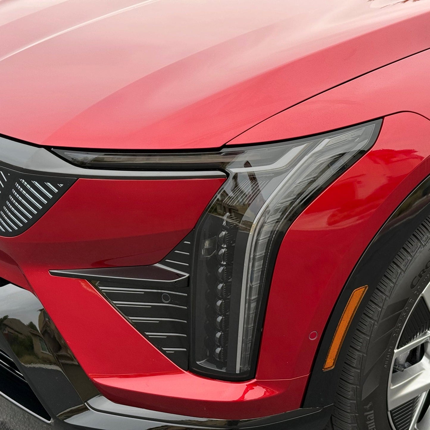 Headlights Tint PPF | Cadillac OPTIQ 2023-2026 - Smokey Headlamp Cover